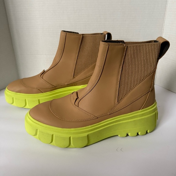 Sorel CARIBOU X Waterproof Platform Chelsea Boot (Women) Size 9.5 - Picture 4 of 11